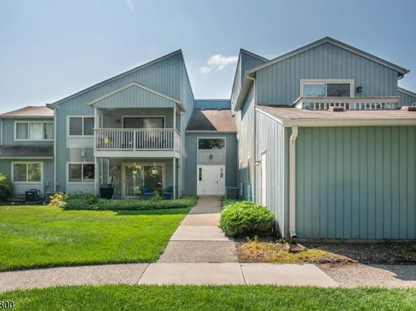 94 Drake Ln BLDG 12 #94, Roxbury Twp., NJ 07852
