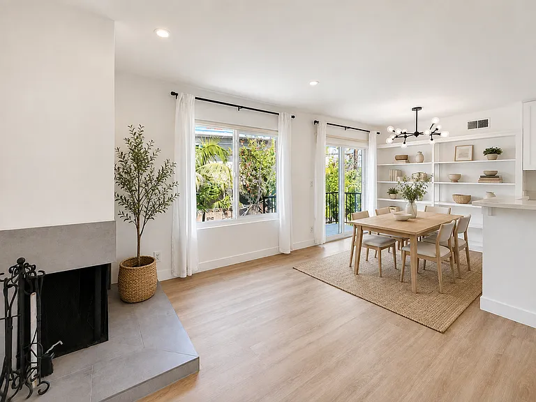 1326 Wellesley Ave — Photo 8