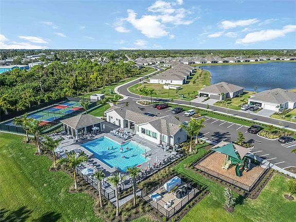 2nd image of 8466 Water Lily Ct