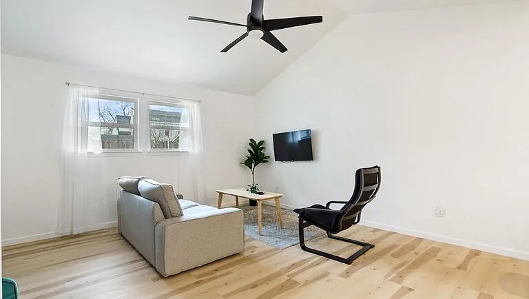 1118 Ebert Ave #C — Photo 33