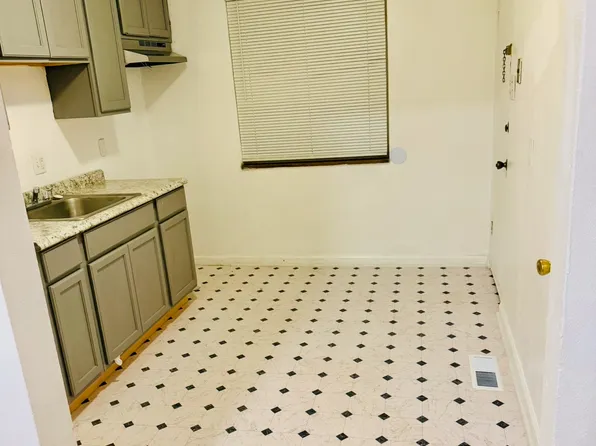 8721 Natural Bridge Rd APT A, Saint Louis, MO 63121