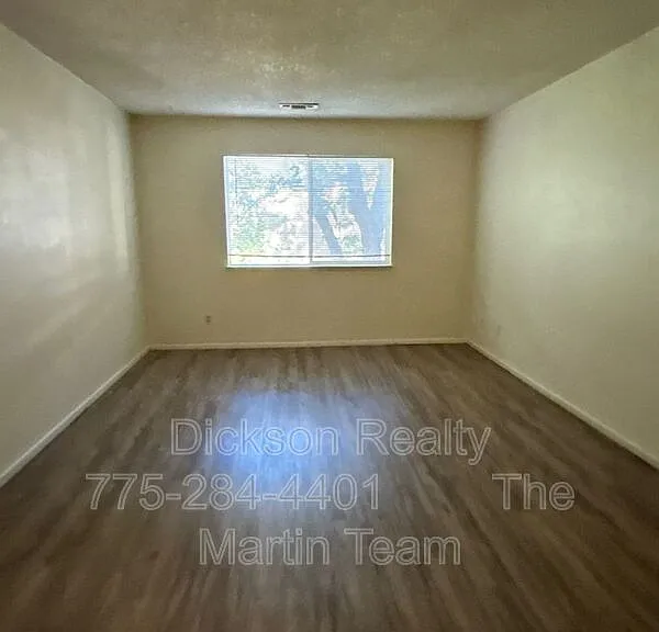 2300 Dickerson Rd #16 — Photo 13