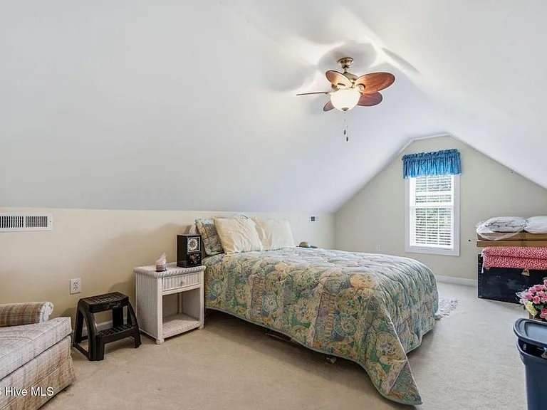 5006 Carleton Dr #113 — Photo 27