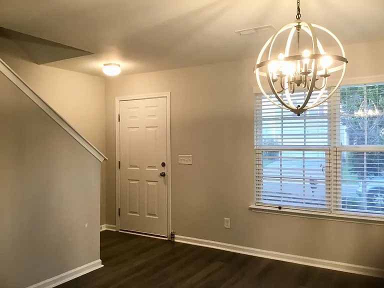 3965 Foliage Dr — Photo 7