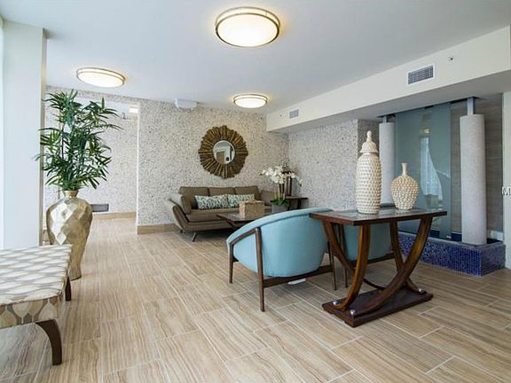 4th image of 223 Island Way #4F