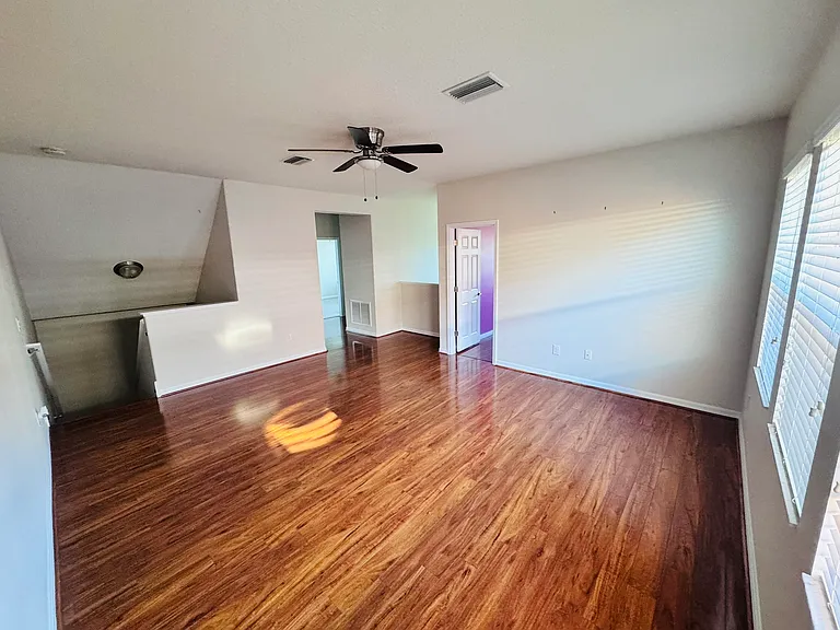 20204 Autumn Fern Ave — Photo 7