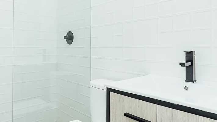 Rented by Nooklyn NYC LLC | media 13