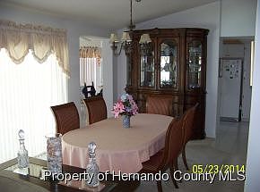 4th image of 8529 Ashbury Dr