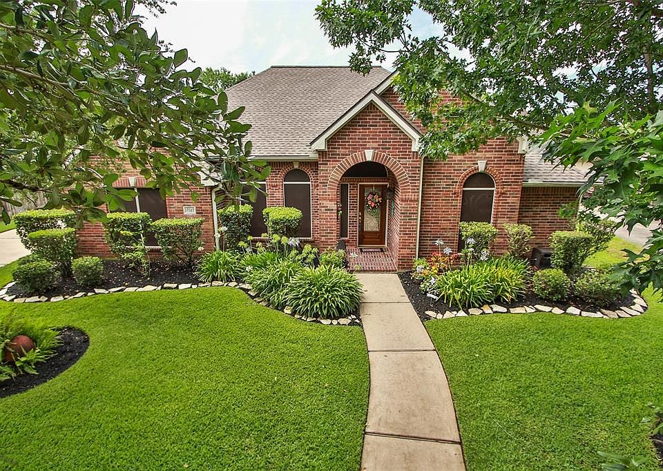 1st image of 17327 Mesquite Brush Ln