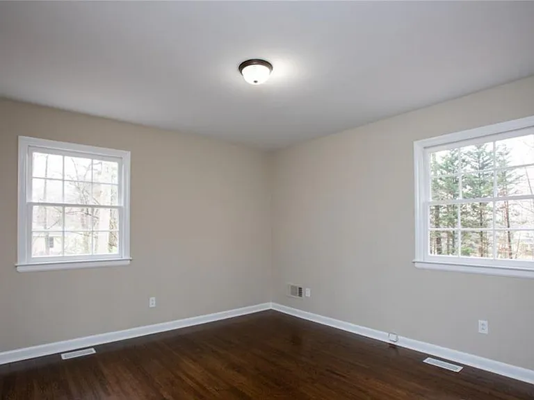 614 Owen Blvd #5 — Photo 9