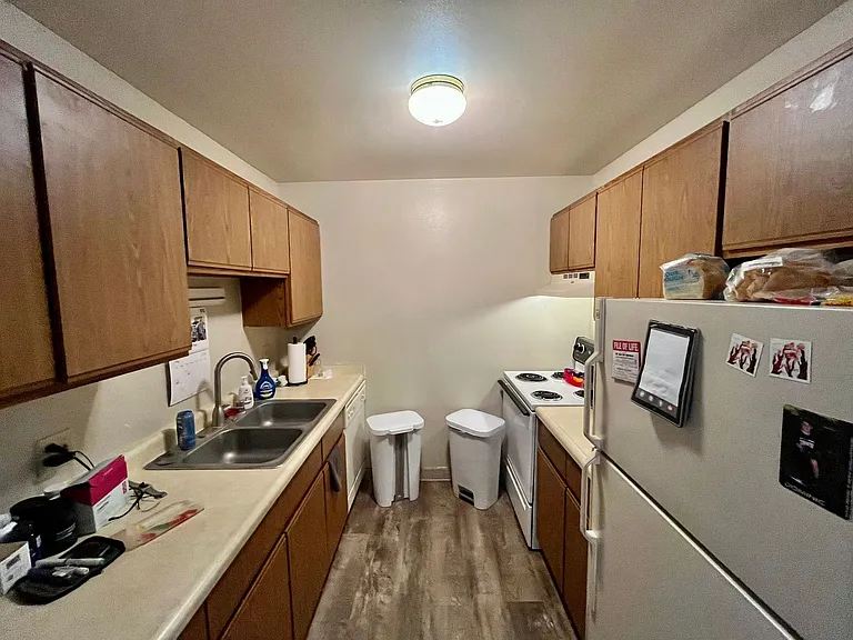 N114W15846 Sylvan Cir — Photo 7