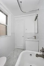 Rented by Barkoff Residential 