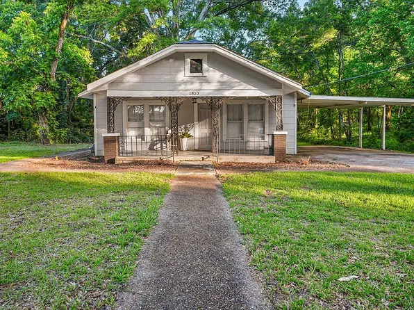 1810 Martin Hill Dr, Tupelo, MS 38804