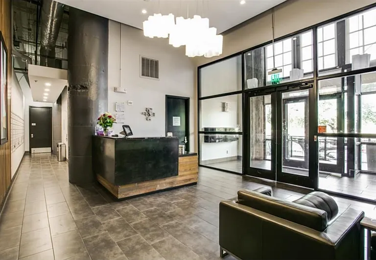 1122 Jackson St #916 — Photo 10