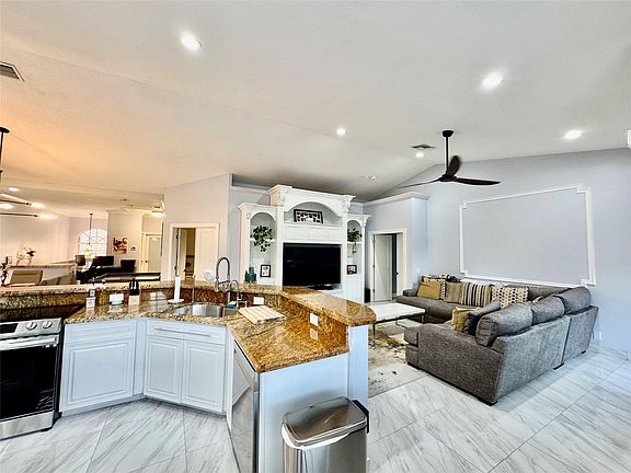 5th image of 12337 NW 10th Drive #D-5