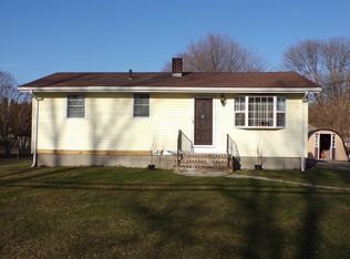 35 Sconticut Neck Rd, Fairhaven, MA 02719