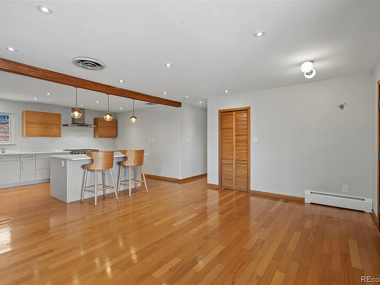 5701 W 49th Ave — Photo 7