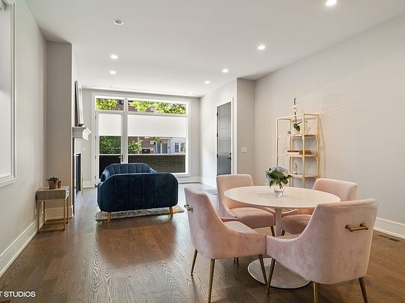 3rd image of 2110 W Belmont Ave #3