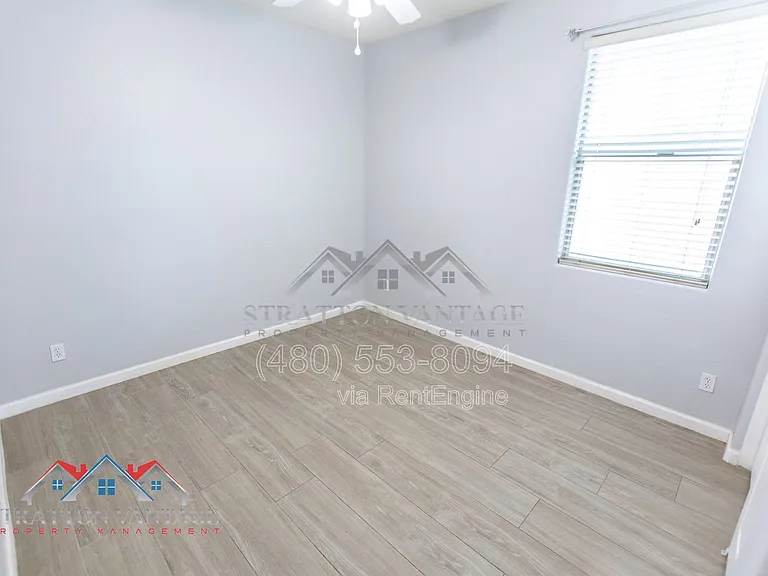 3068 E Ravenswood Dr — Photo 28