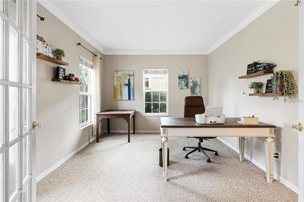 3 bed, 2.5 bath, 1644 sqft, $3,800 — Photo 4