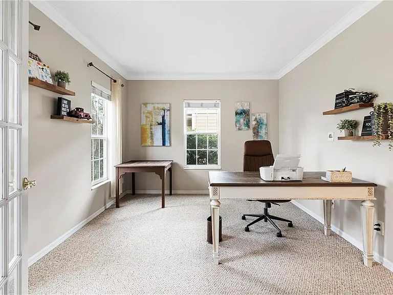 932 Pawstand Rd — Photo 4