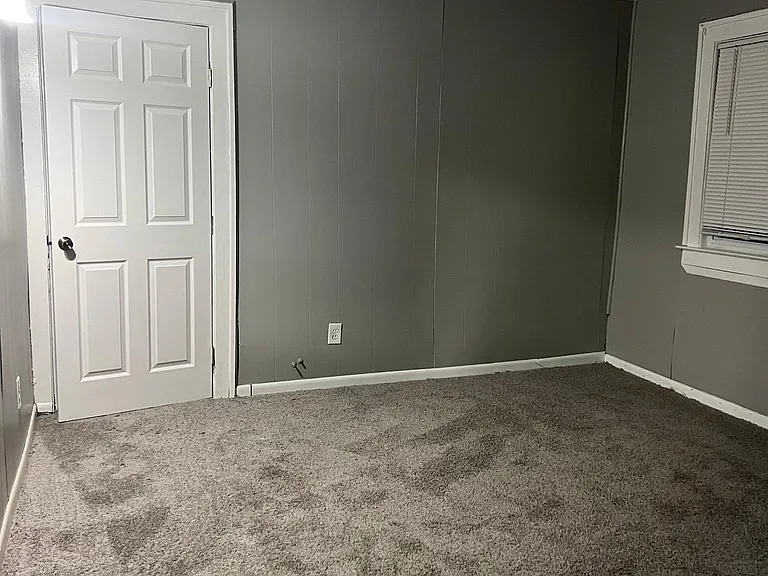1532 Euclid St — Photo 2