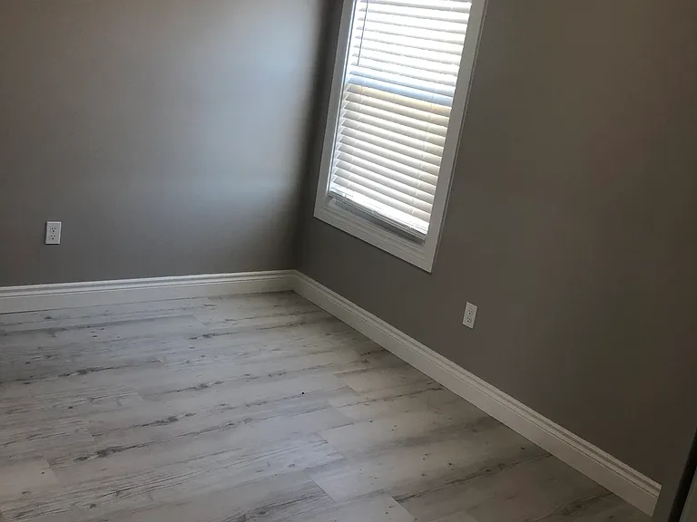 857 SE Hackberry Dr — Photo 9