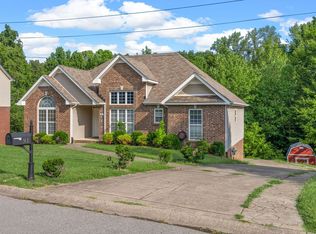 91 West Dr, Clarksville, TN 37040