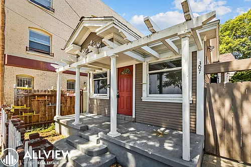307 W 7th St #309 Photo 1