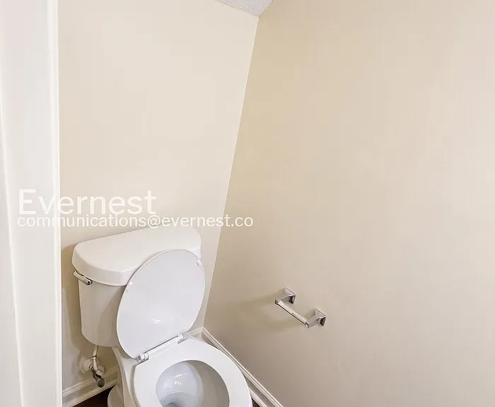 1592 King James Dr — Photo 22