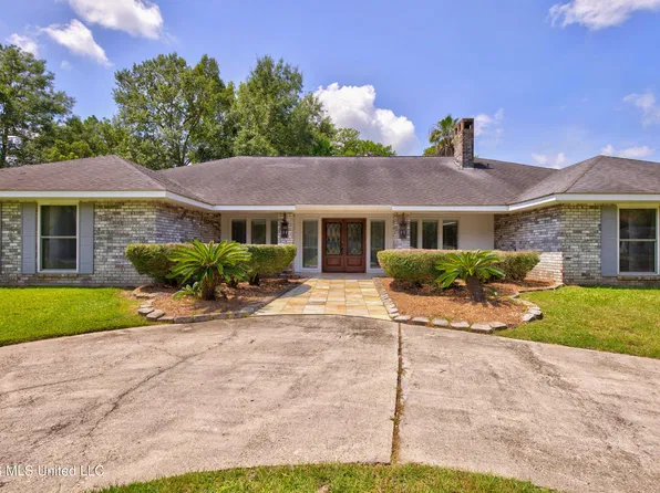 1217 5th Ave, Picayune, MS 39466