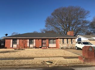 5135 Vickie Dr, Memphis, TN 38109