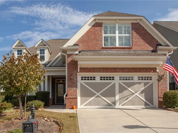 3418 Locust Cove Rd SW, Gainesville, GA 30504