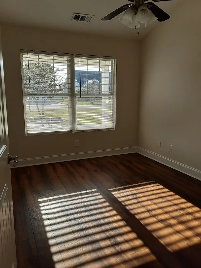 4 BR/3 BA home in the Sugar Mill neighborhood in Forestbrook — Photo 2
