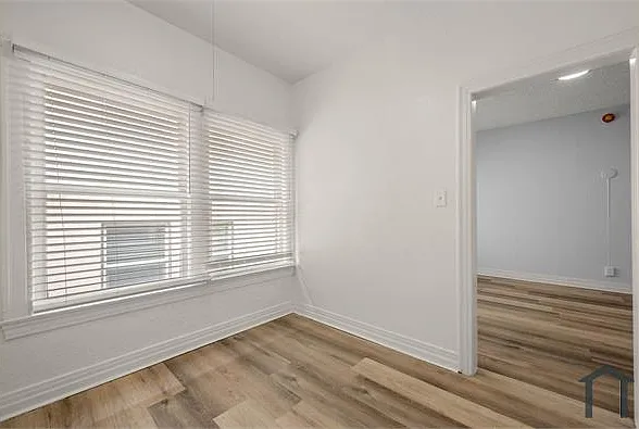 4144 W Adams Blvd #20 — Photo 5
