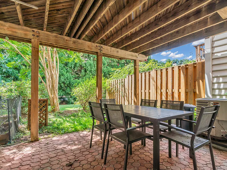3874 Mohr Oak Ct — Photo 38