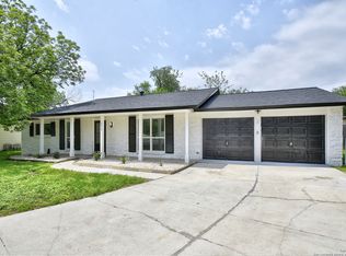 5515 W W Rolling Ridge Dr, San Antonio, TX 78228