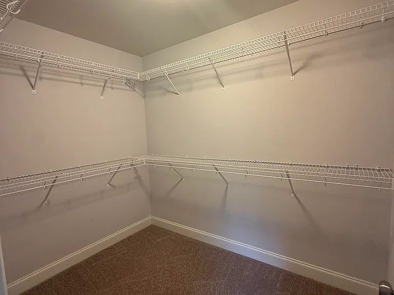 120 Worchester Cir — Photo 15
