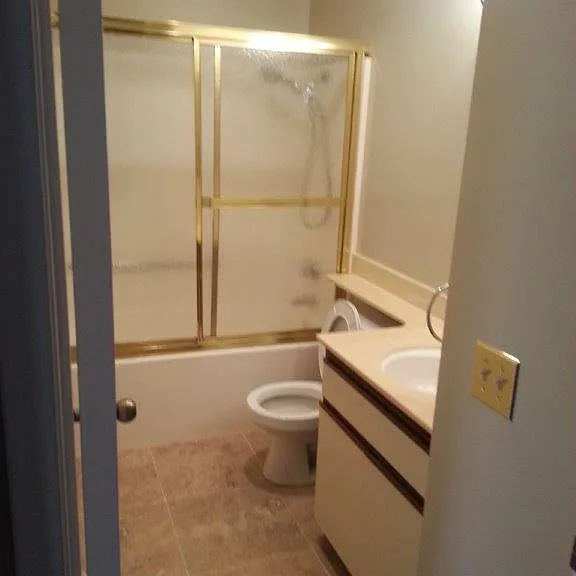 11337 Avenida De Los Lobos #G — Photo 14