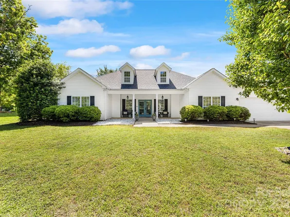 1728 Privette Rd, Matthews, NC 28105