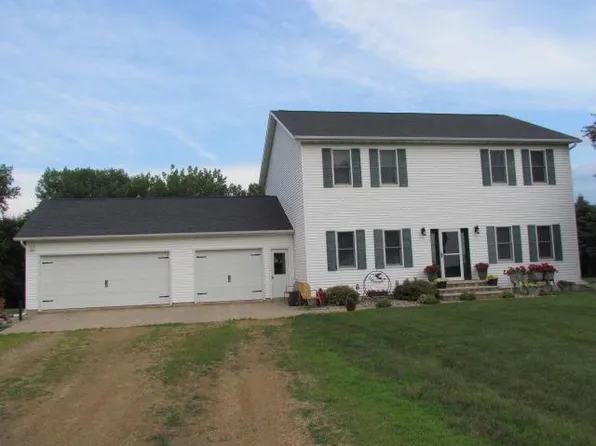 4 N Joy Ln, Fairmont, MN 56031