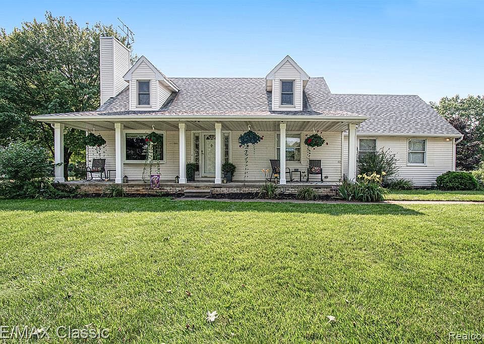 1st image of 59705 Sunridge Dr