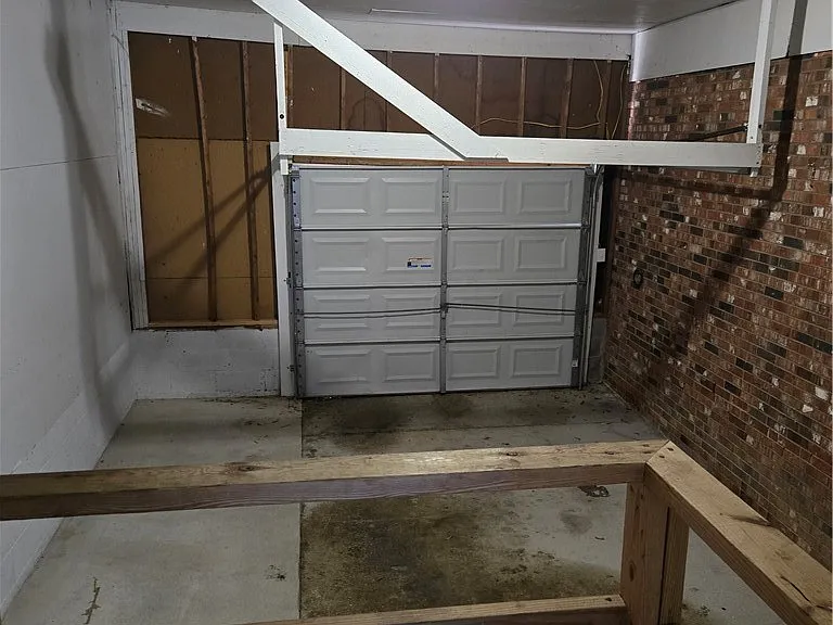 704 Dwain Dr — Photo 15