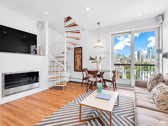 5th image of 344 De Graw St #6C