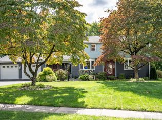 17 Nutmeg Ave, Enfield, CT 06082