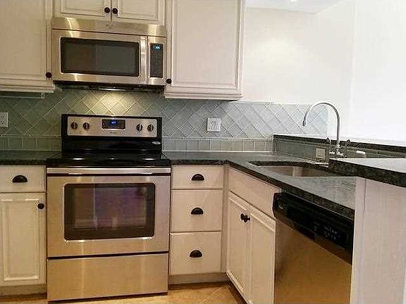 5th image of 1604 S Ocean Ln APT 228