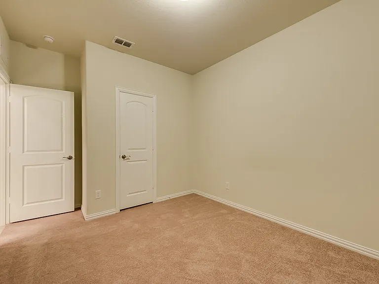 6812 Lighthouse Ln — Photo 14