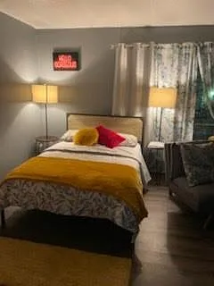 2 bed, 1.0 bath, 1012 sqft, $1,500 — Photo 4