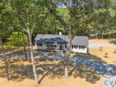 379 Mallard Dr, Hardyville, VA, 23070