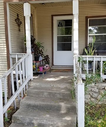 2nd image of 1339 Barclay St